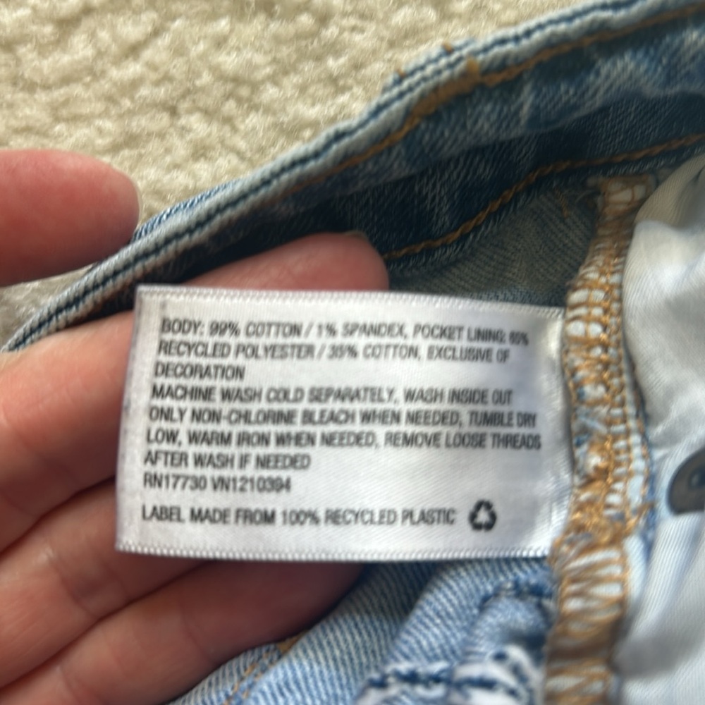 Universal Thread Jean Shorts - Picture 5 of 7